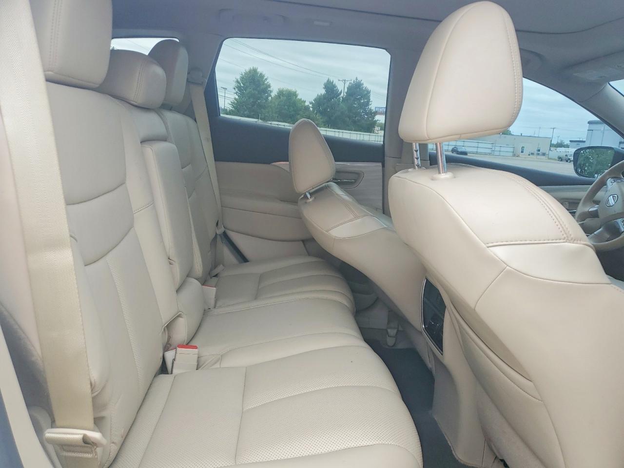 2015 NISSAN MURANO