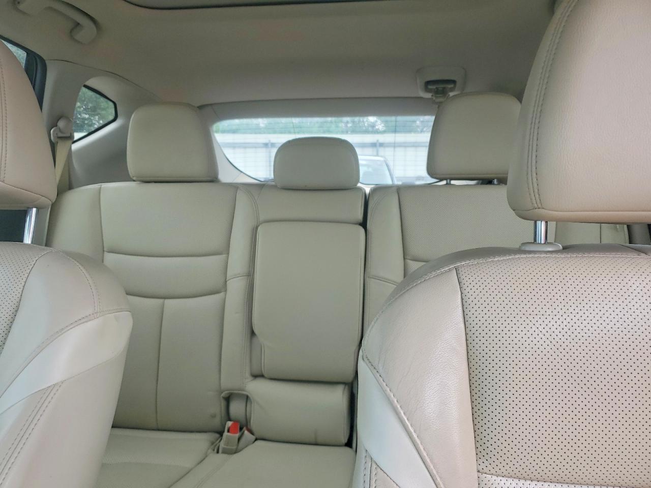 2015 NISSAN MURANO