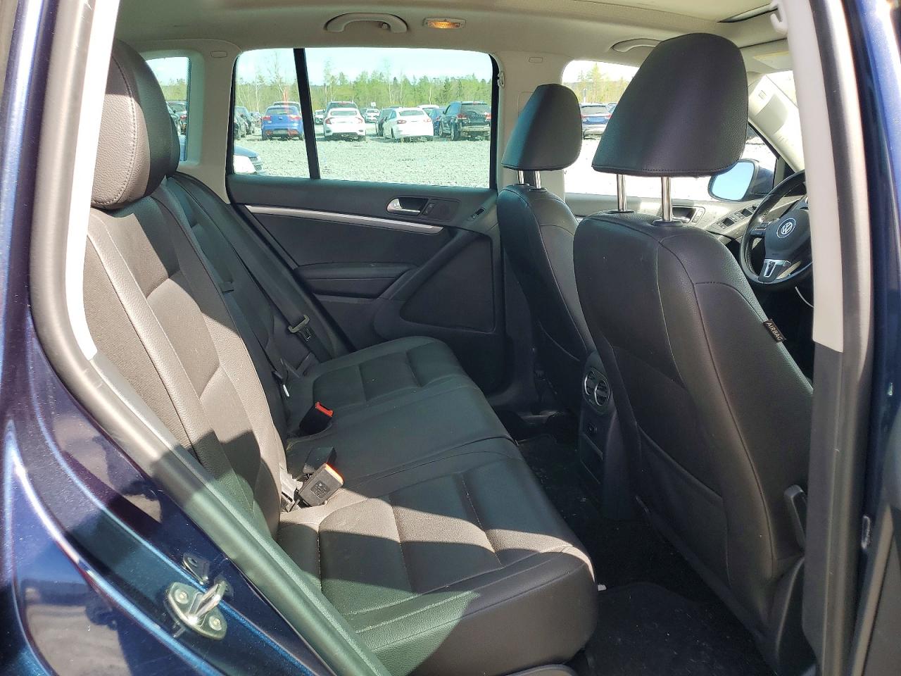 2015 VOLKSWAGEN TIGUAN