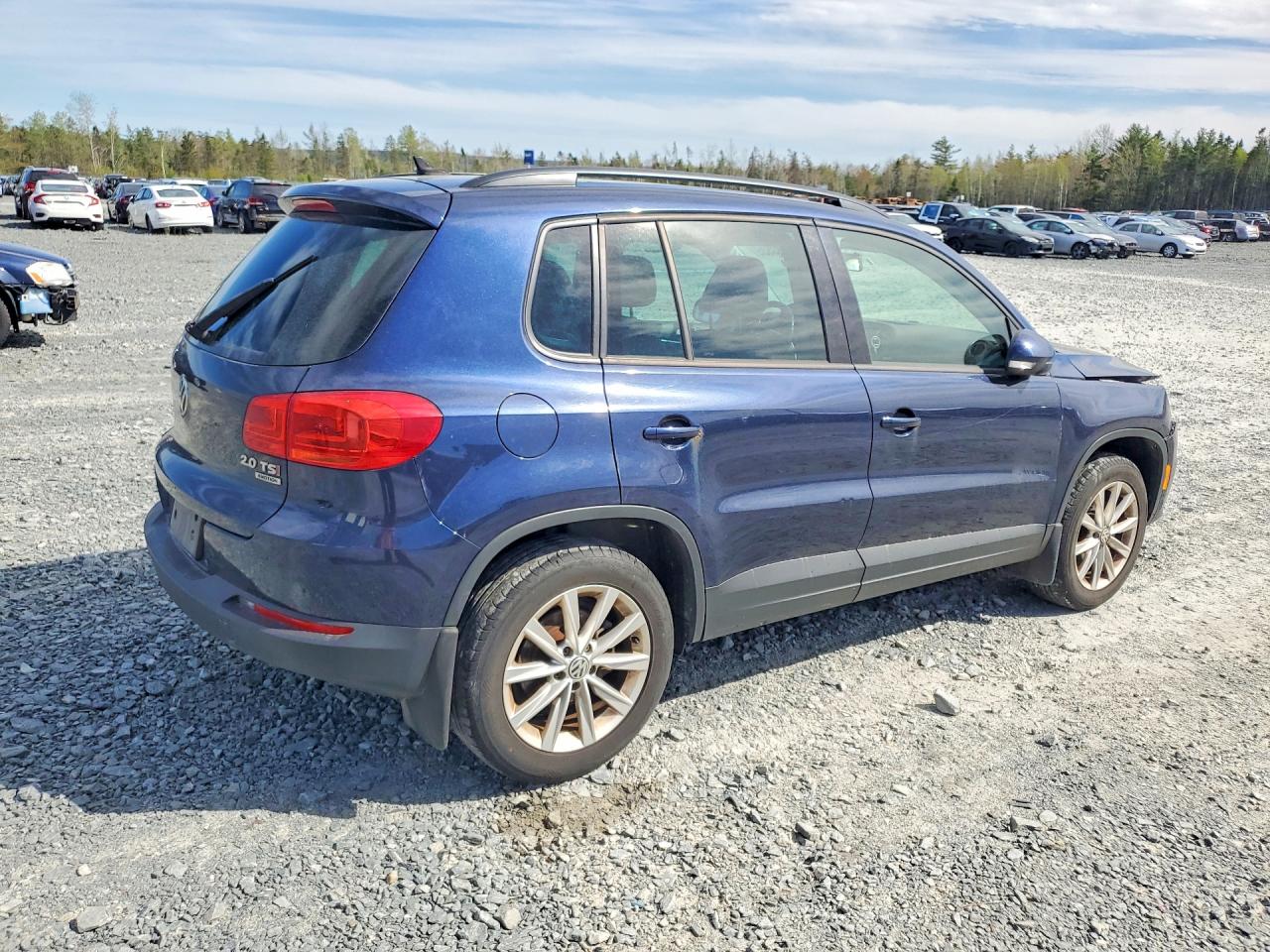 2015 VOLKSWAGEN TIGUAN
