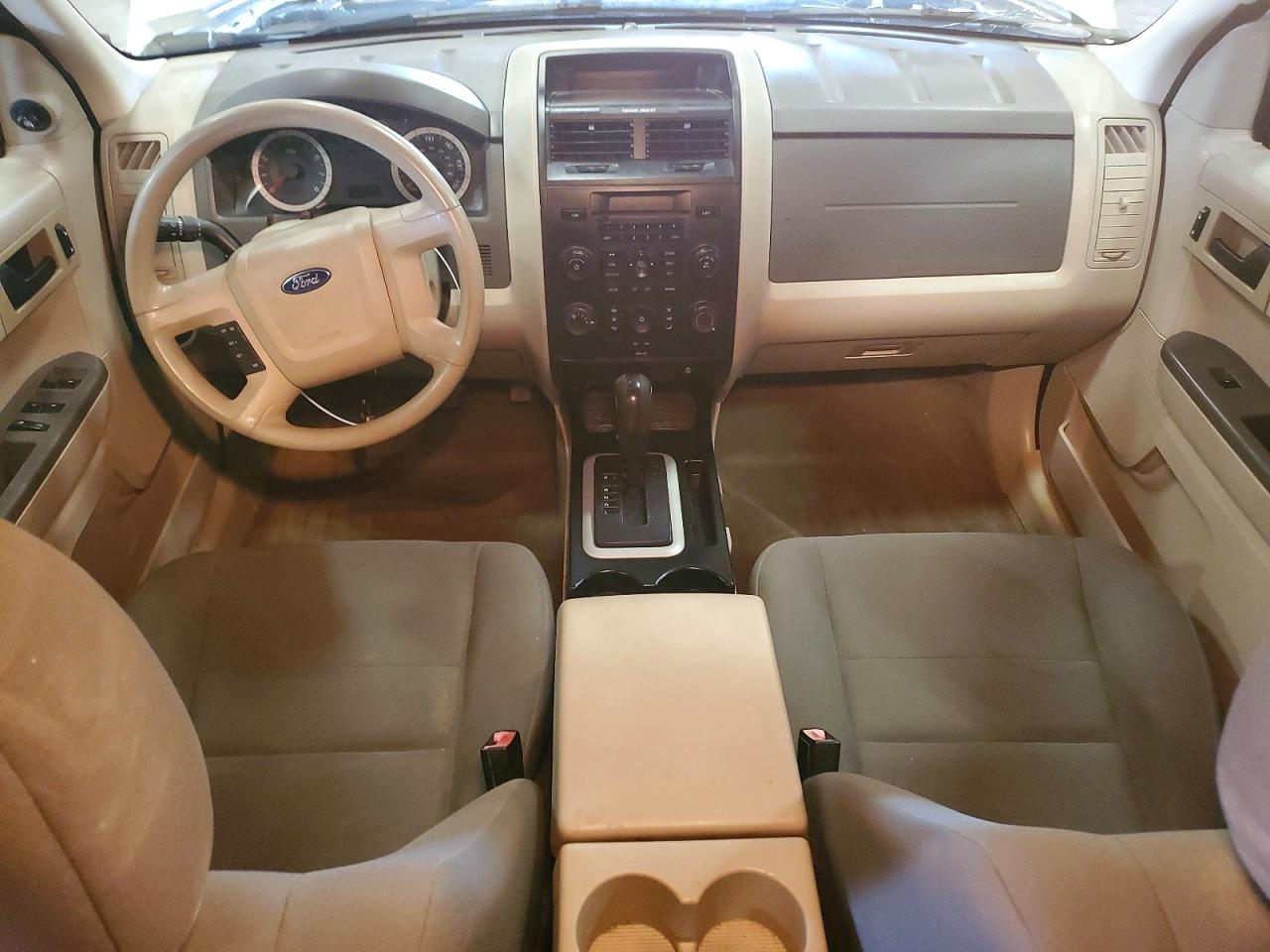 2010 FORD ESCAPE