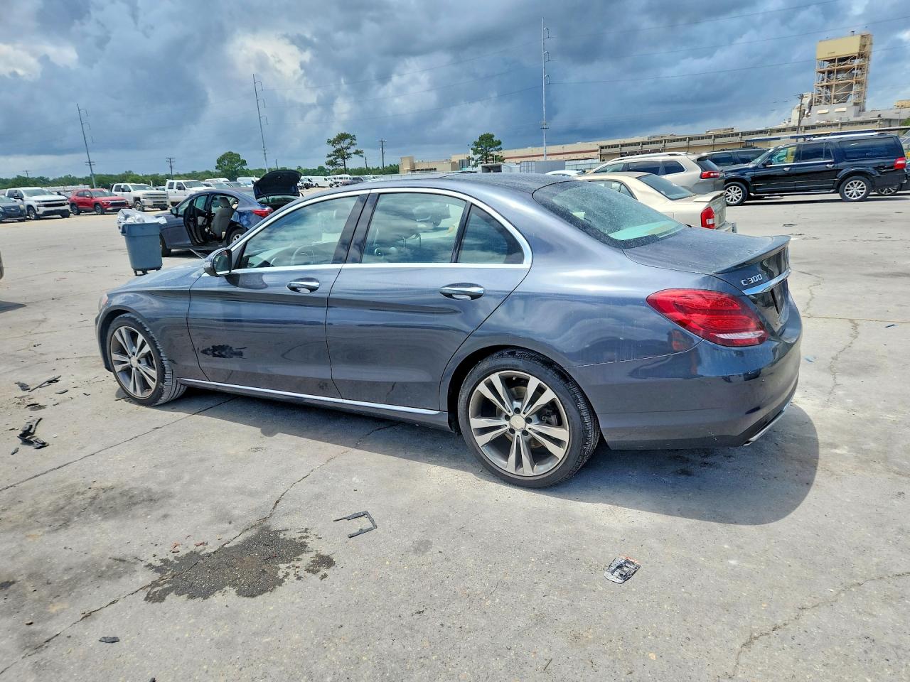 2016 MERCEDES-BENZ C-CLASS