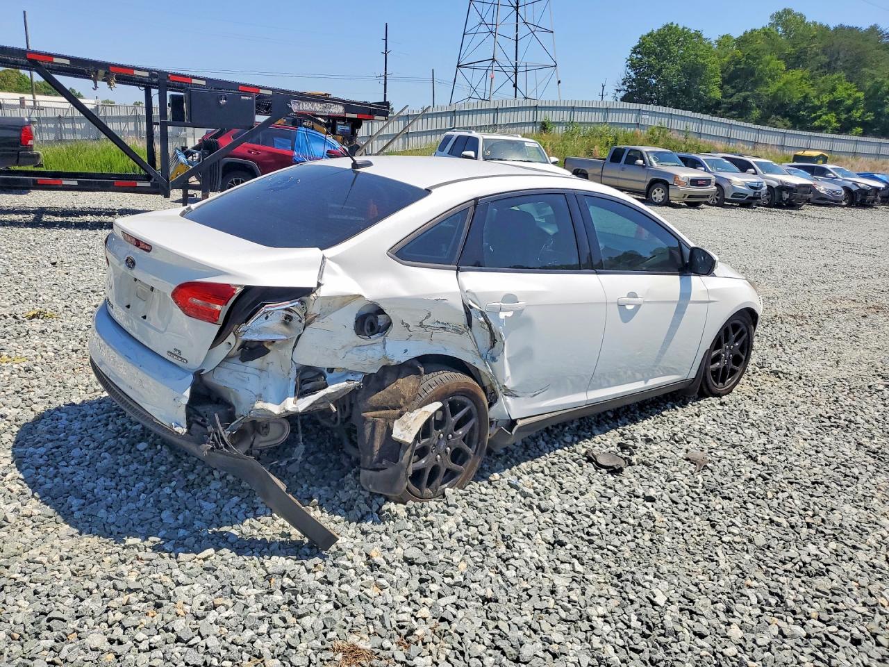 2016 FORD FOCUS