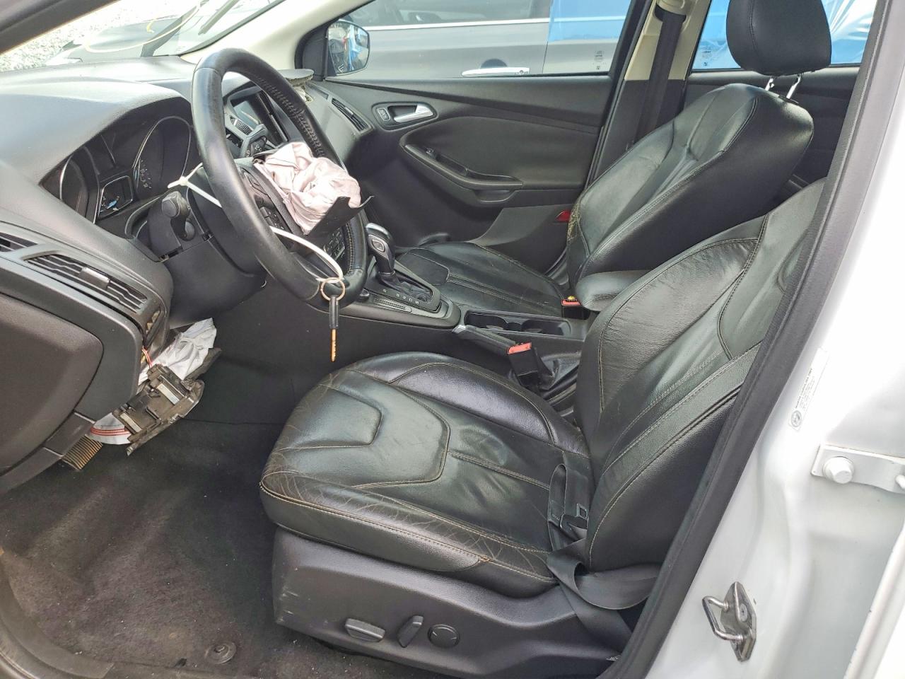 2016 FORD FOCUS