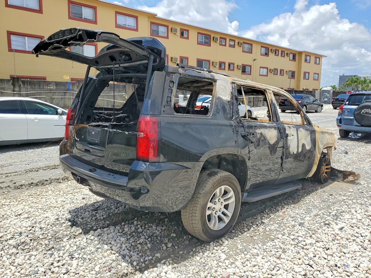 2017 CHEVROLET TAHOE