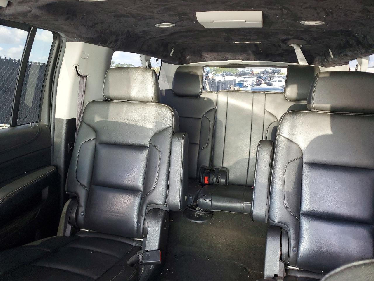 2017 CHEVROLET SUBURBAN