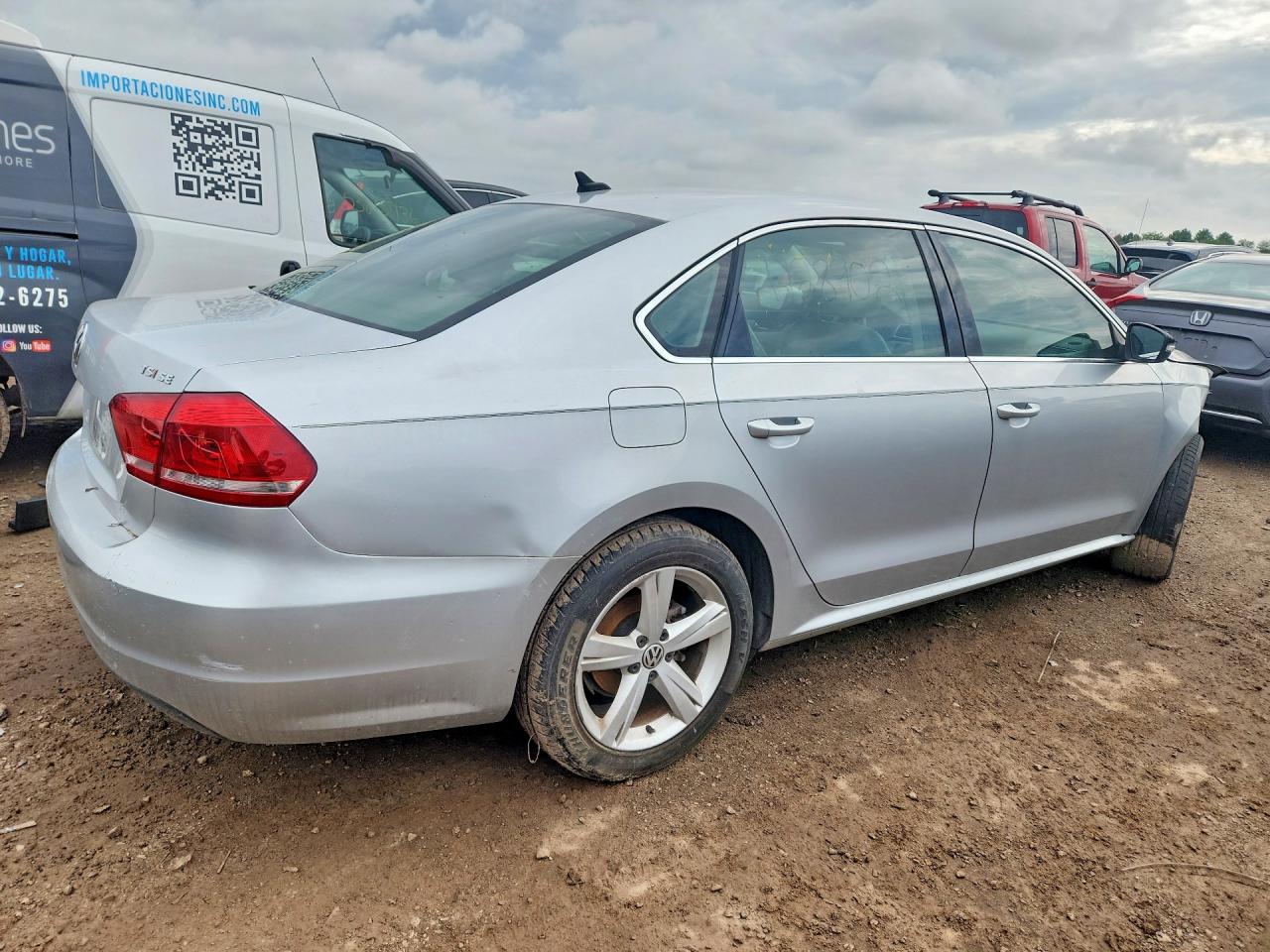 2014 VOLKSWAGEN PASSAT
