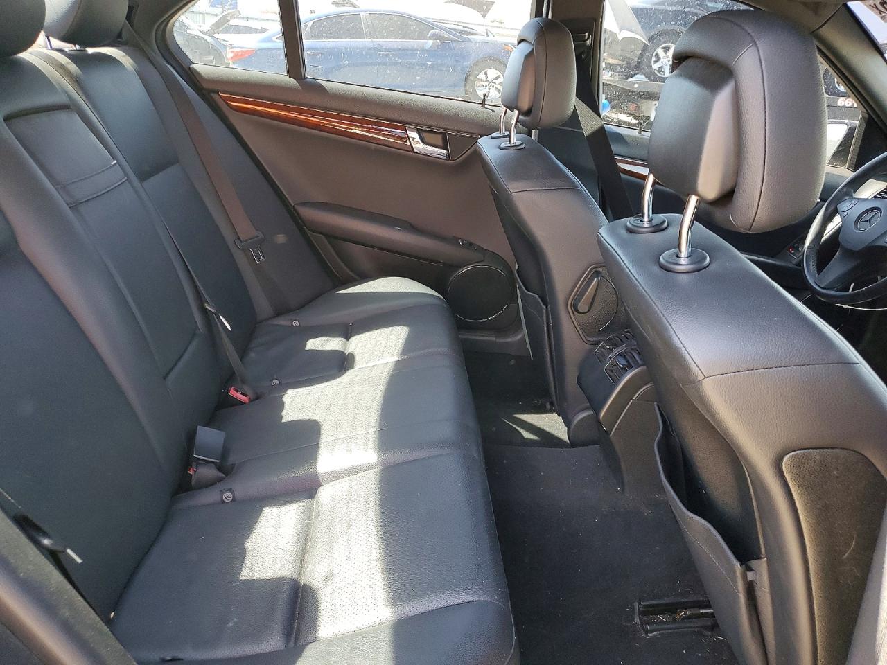2011 MERCEDES-BENZ C-CLASS