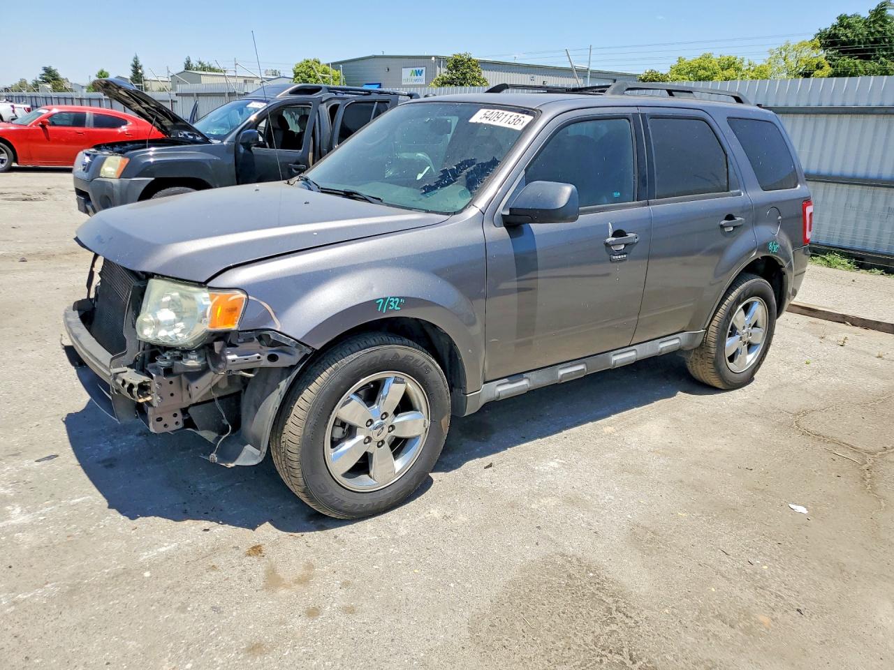 2010 FORD ESCAPE