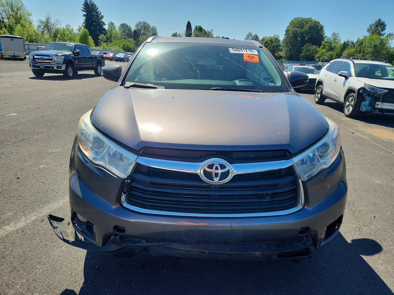 2014 TOYOTA HIGHLANDER
