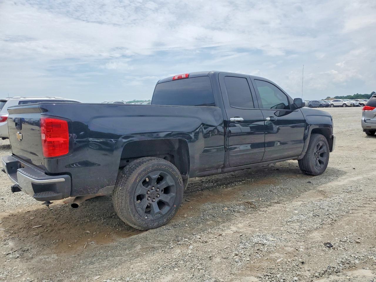 2018 CHEVROLET SILVERADO