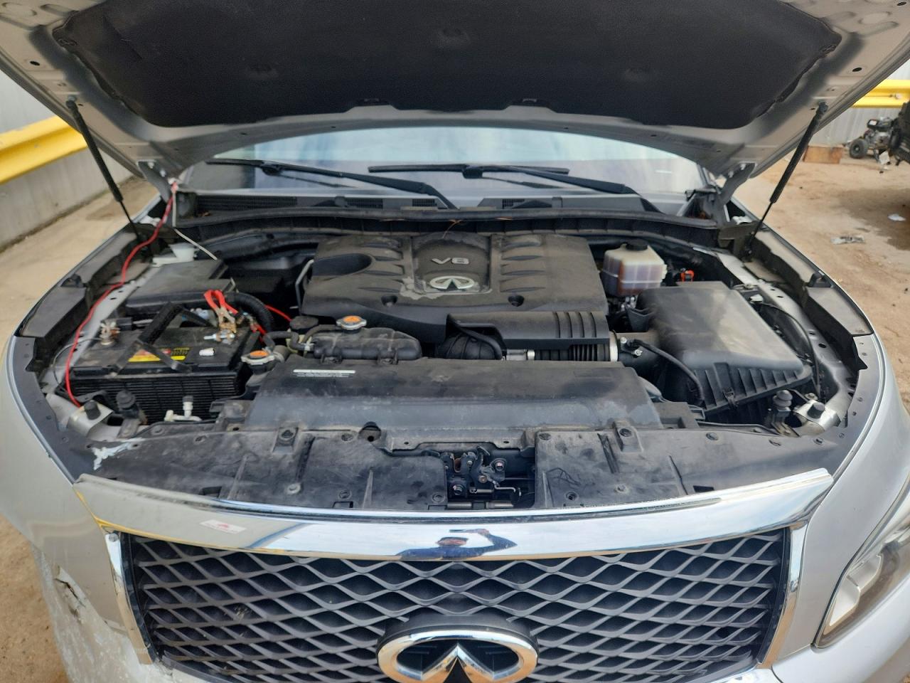 2017 INFINITI QX80