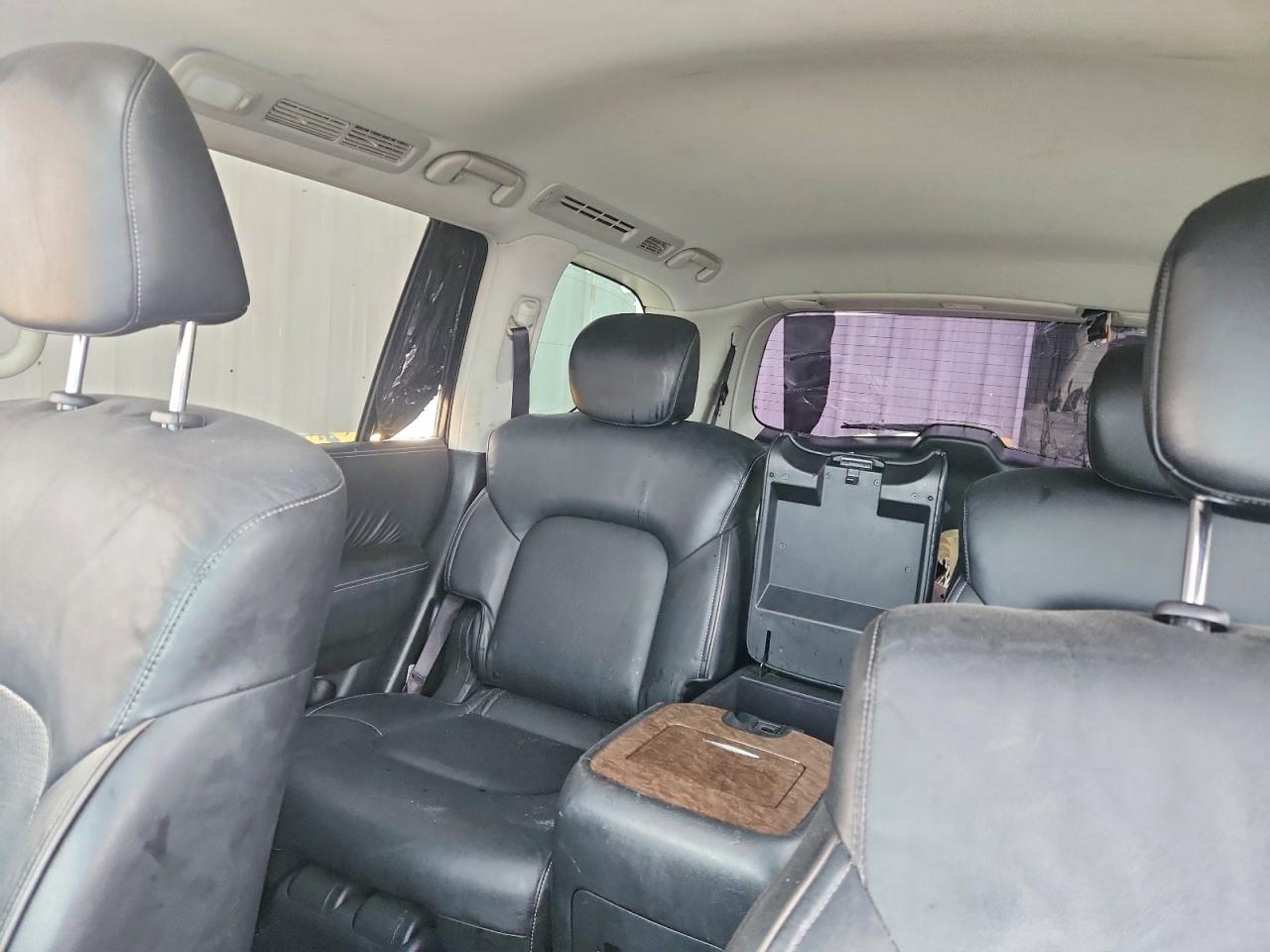 2017 INFINITI QX80