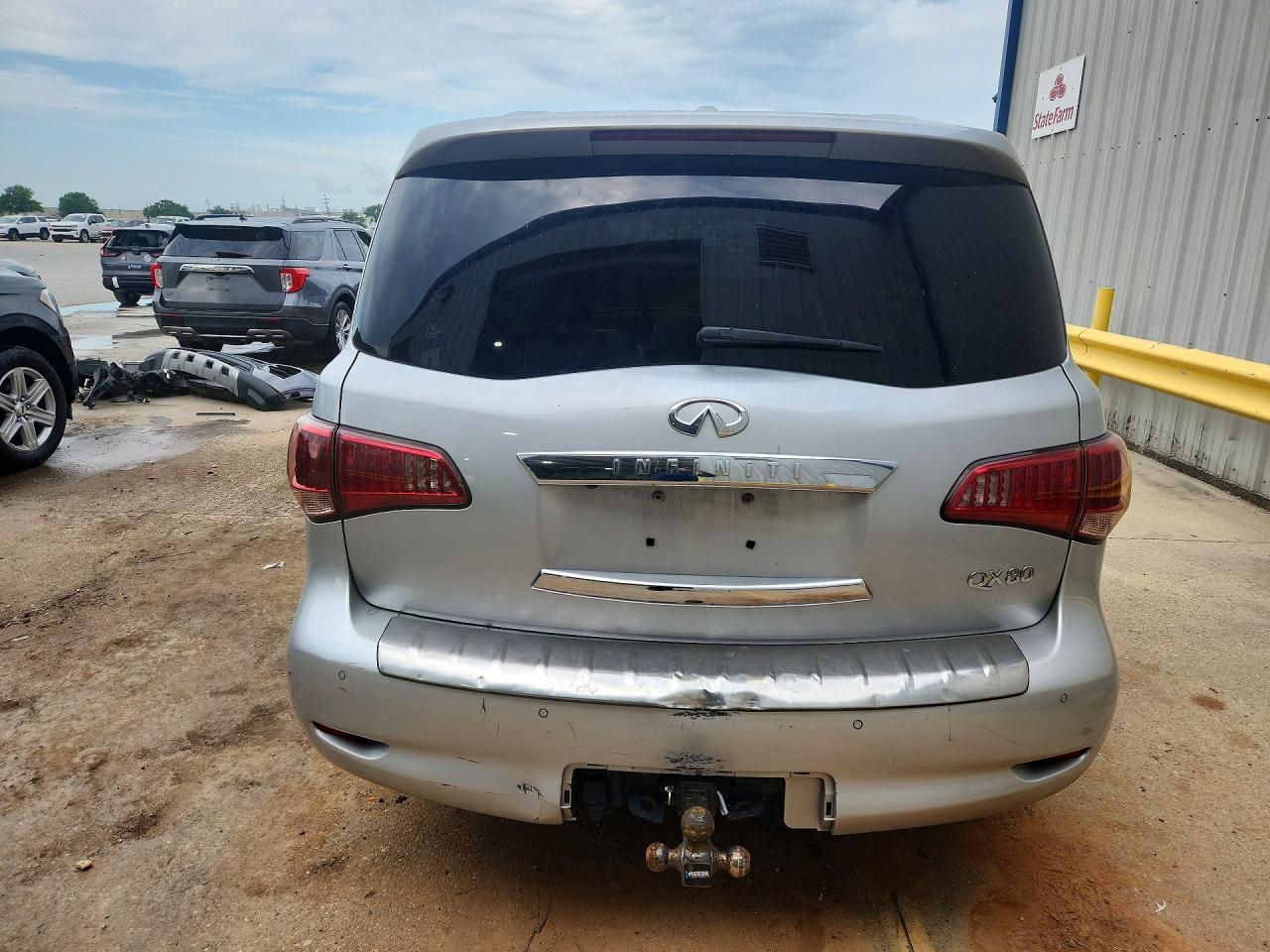 2017 INFINITI QX80