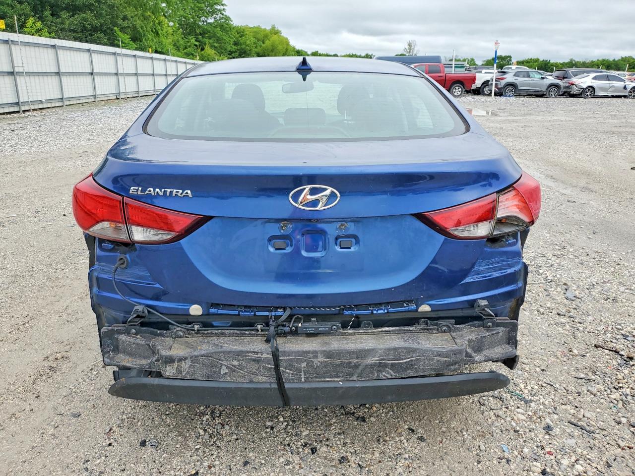 2016 HYUNDAI ELANTRA