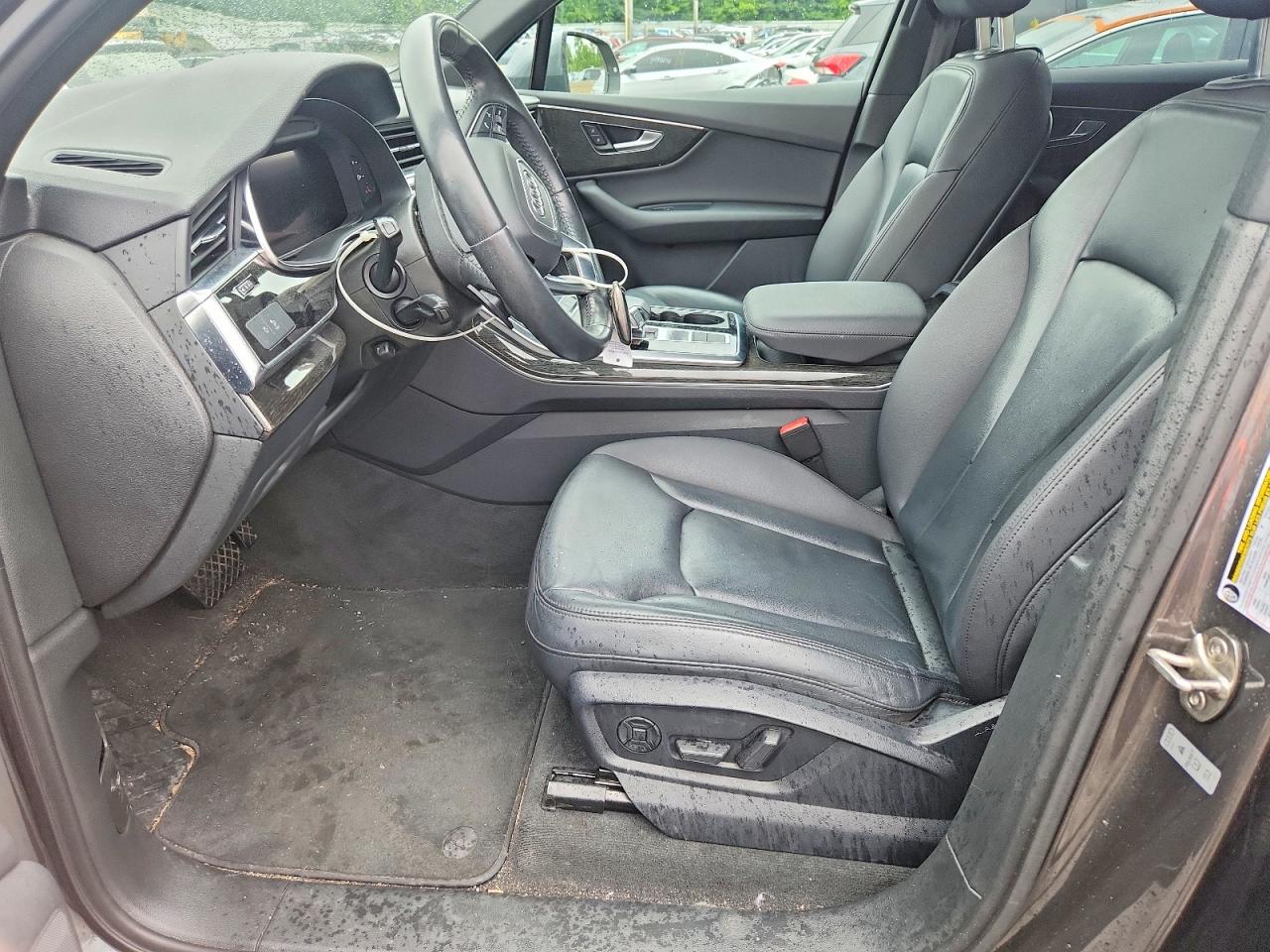 2020 AUDI Q7