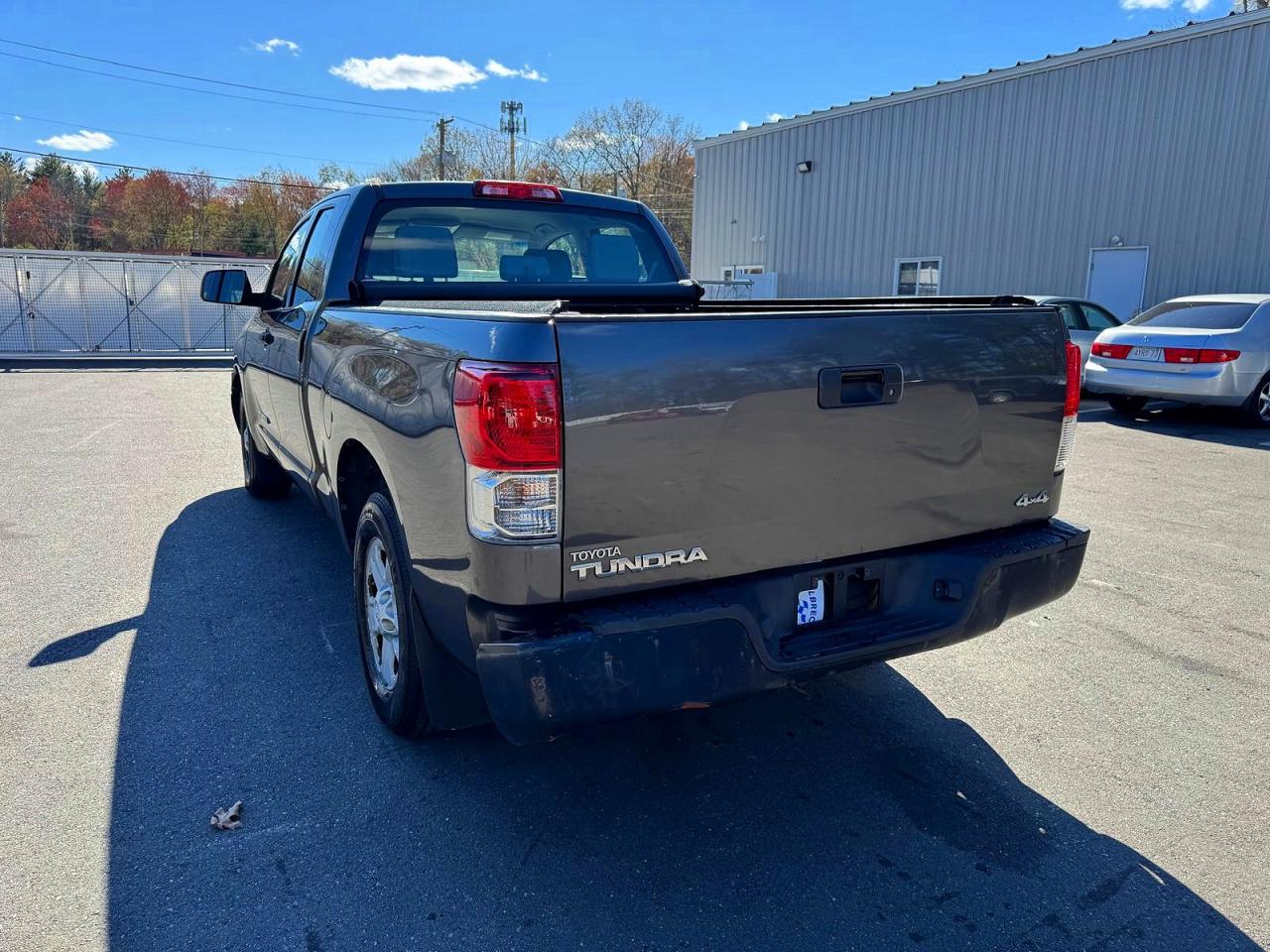 2013 TOYOTA TUNDRA