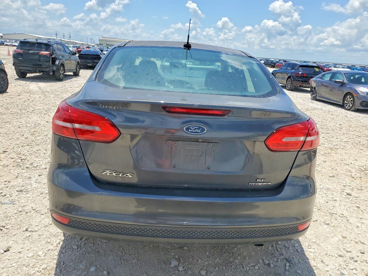 2016 FORD FOCUS