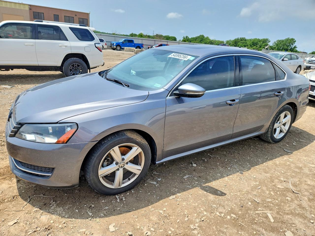 2012 VOLKSWAGEN PASSAT