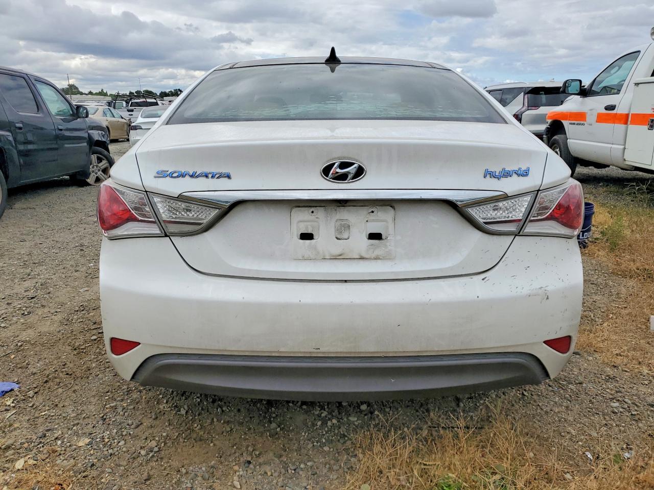 2011 HYUNDAI SONATA