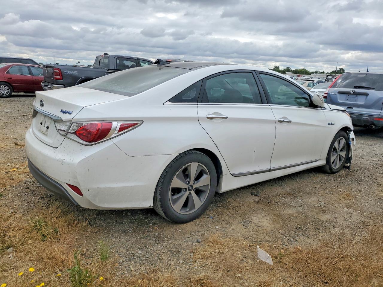 2011 HYUNDAI SONATA