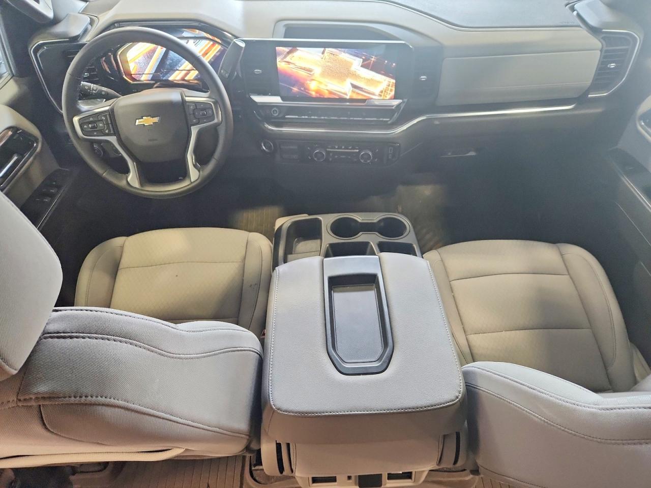 2024 CHEVROLET SILVERADO