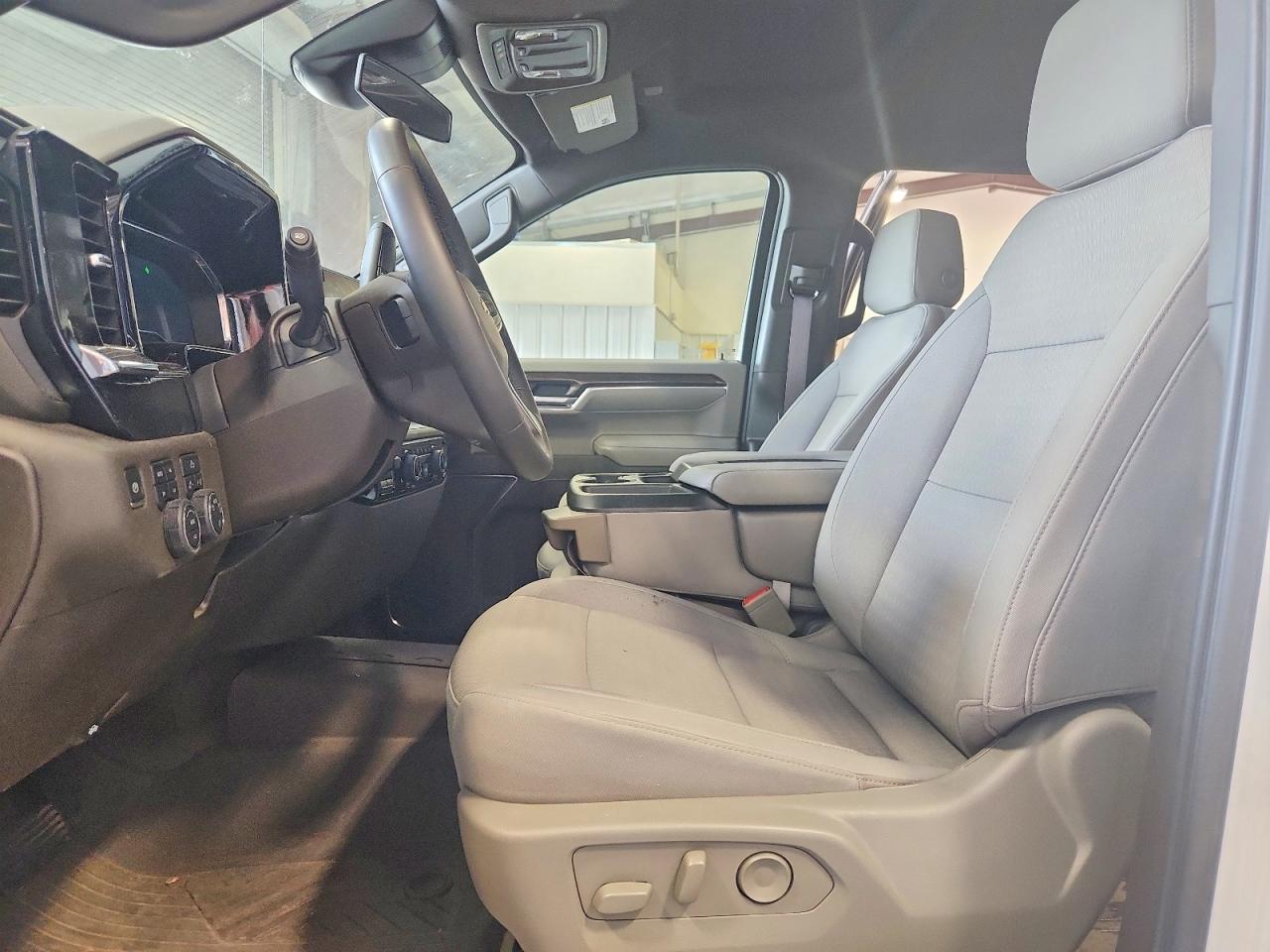 2024 CHEVROLET SILVERADO