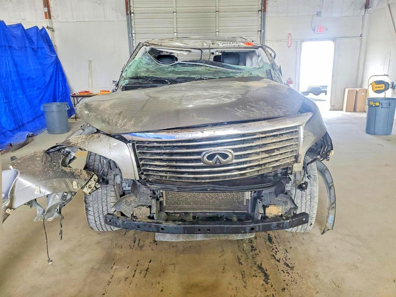 2012 INFINITI QX56