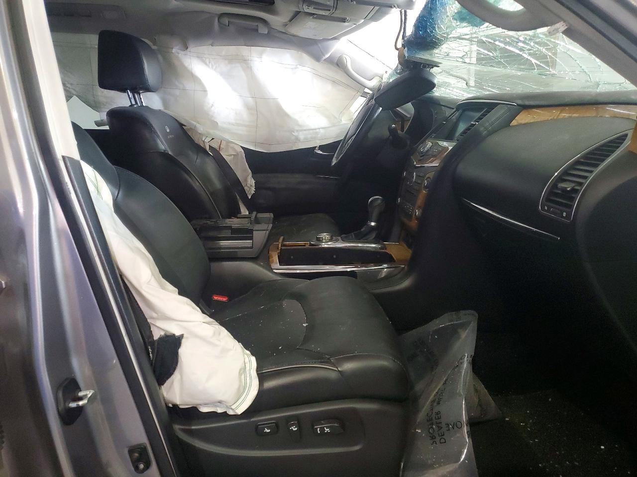2012 INFINITI QX56