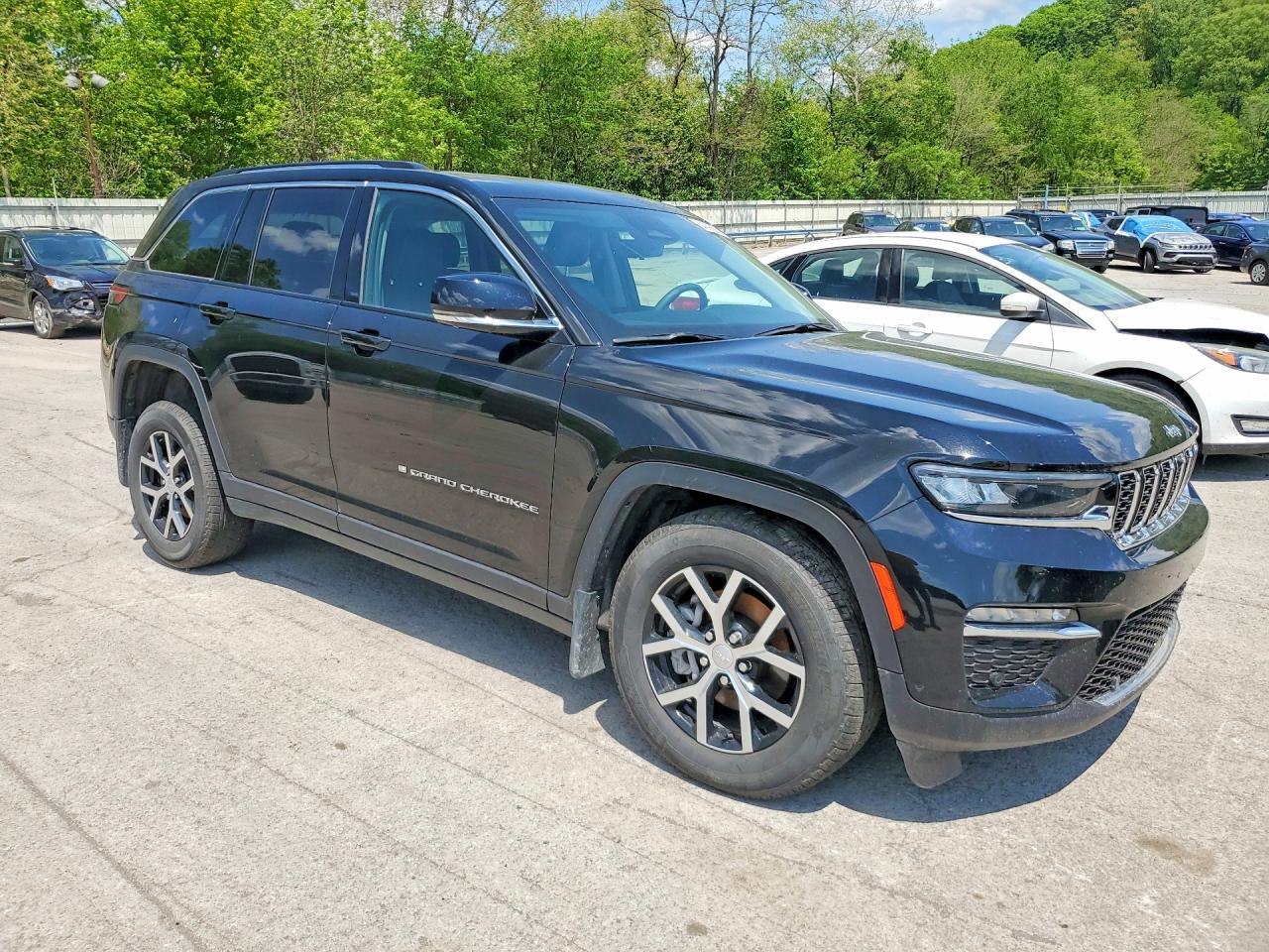 2024 JEEP CHEROKEE
