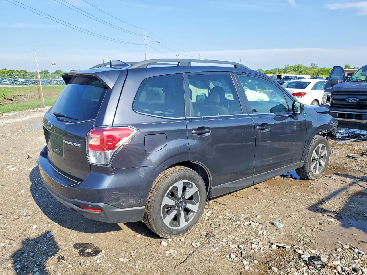 2018 SUBARU FORESTER