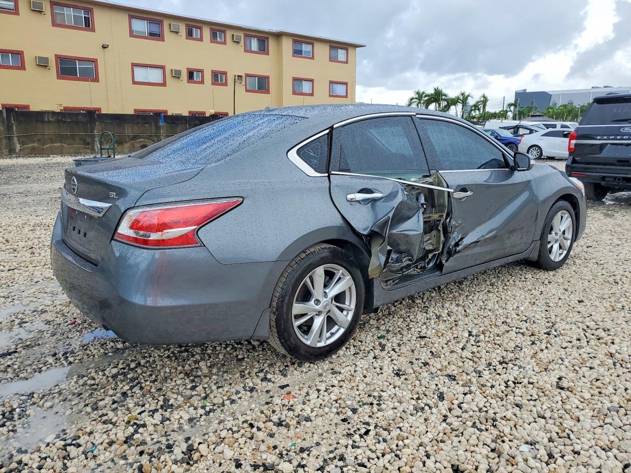 2015 NISSAN ALTIMA