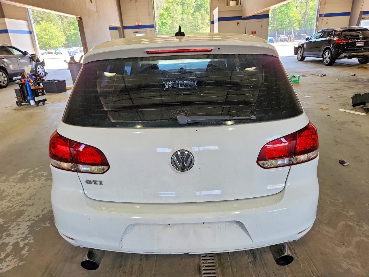 2013 VOLKSWAGEN GTI