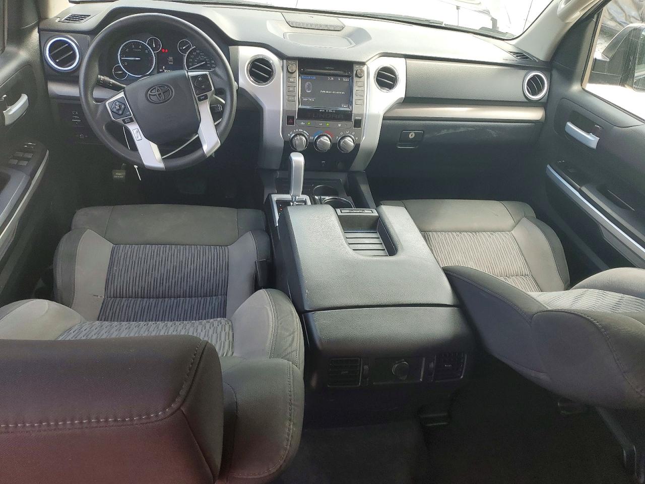 2017 TOYOTA TUNDRA