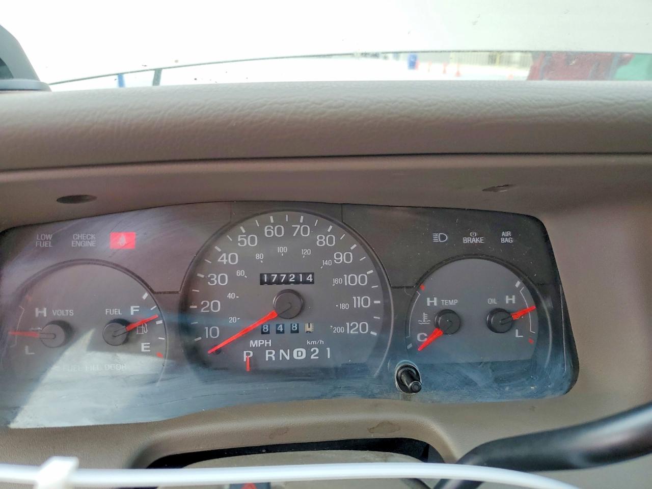 2003 MERCURY GRMARQUIS