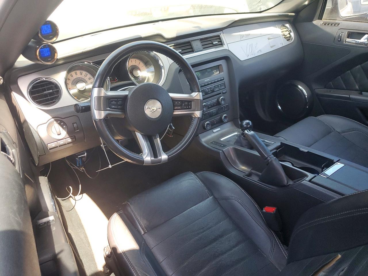 2012 FORD MUSTANG