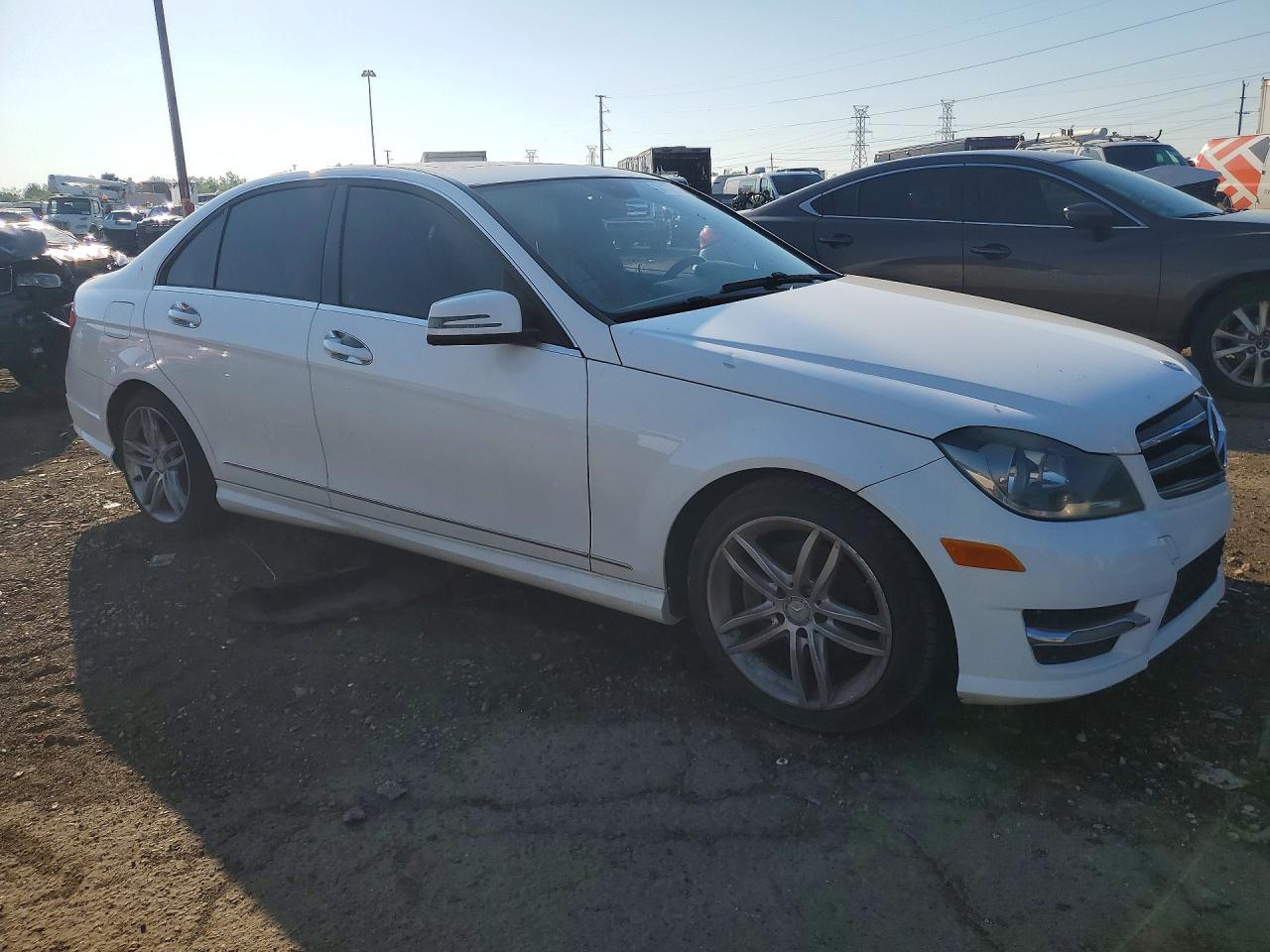 2014 MERCEDES-BENZ C-CLASS
