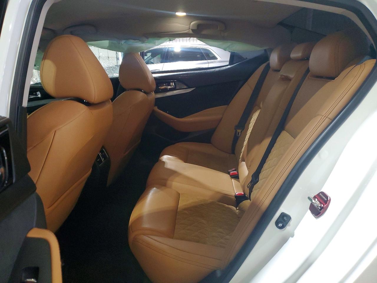2016 NISSAN MAXIMA