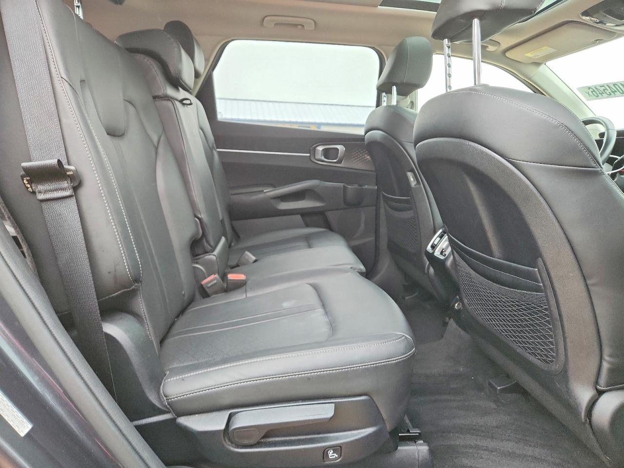 2022 KIA SORENTO