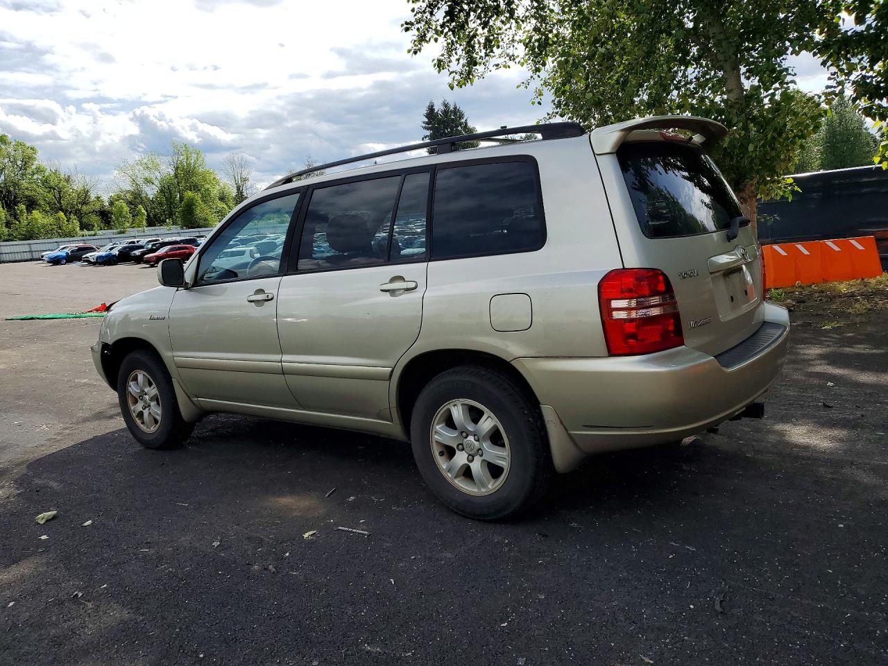 2002 TOYOTA HIGHLANDER