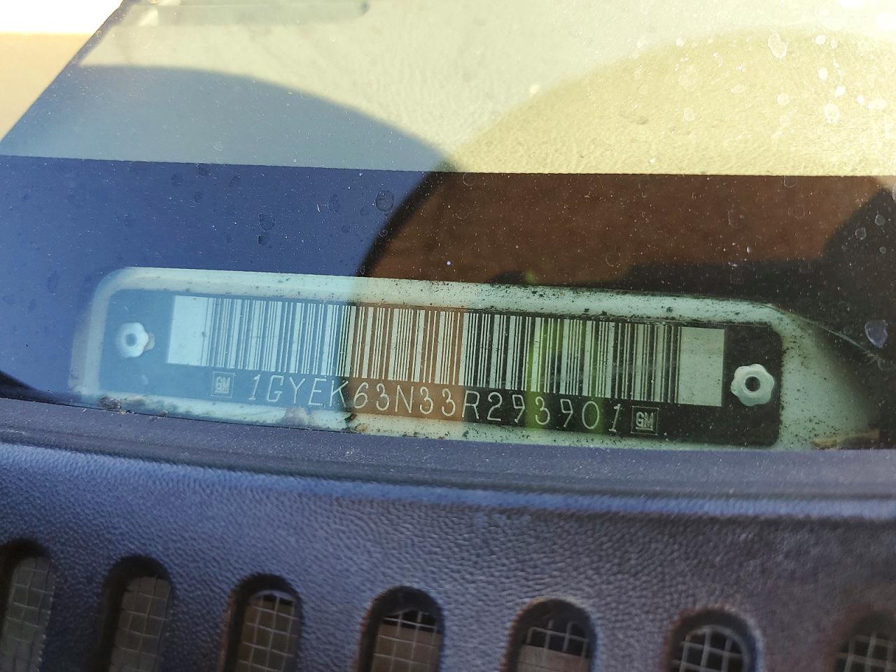 2003 CADILLAC ESCALADE