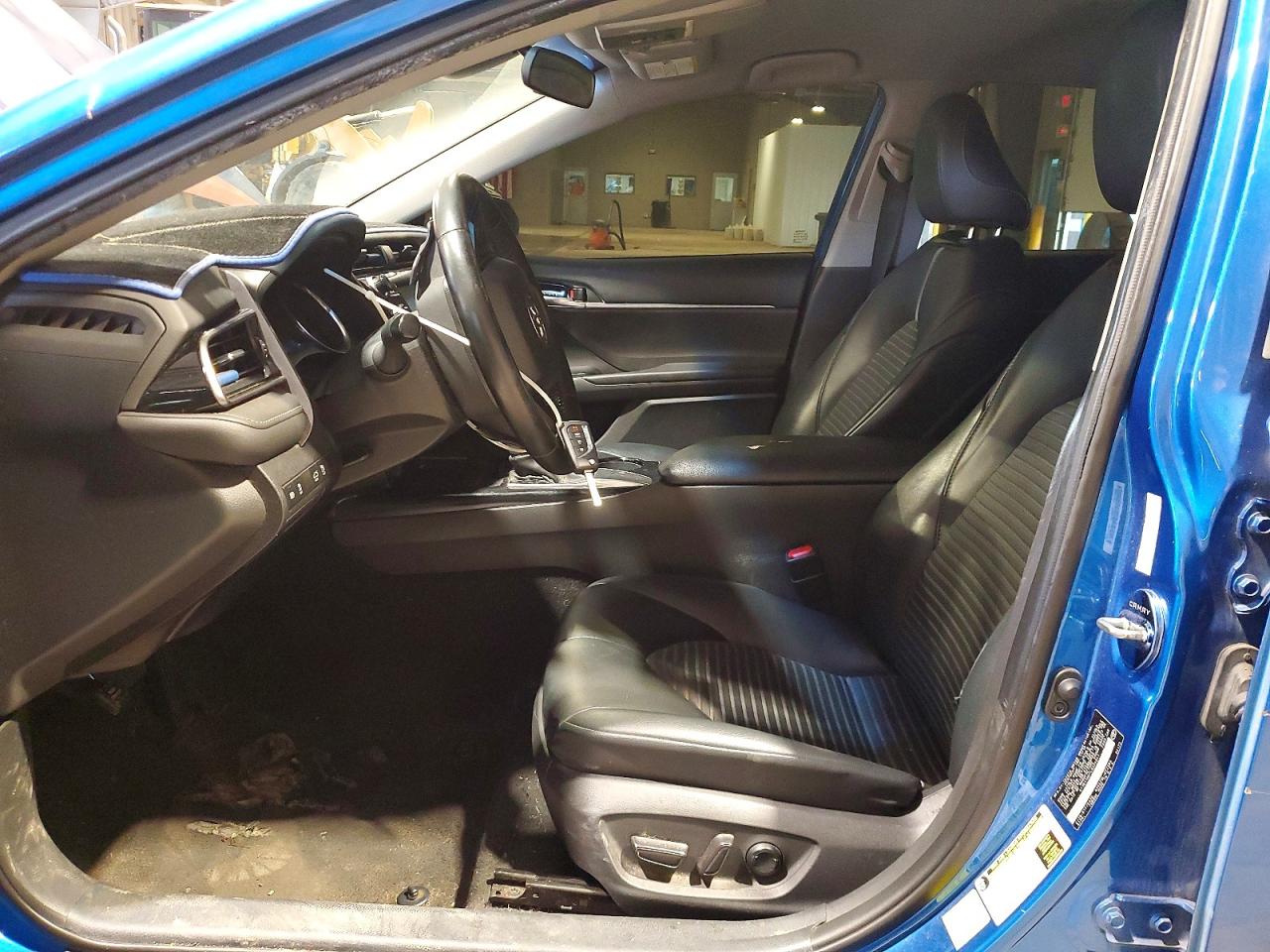2020 TOYOTA CAMRY