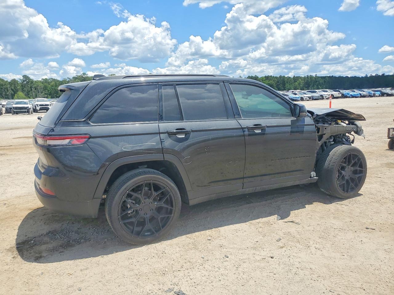 2023 JEEP CHEROKEE