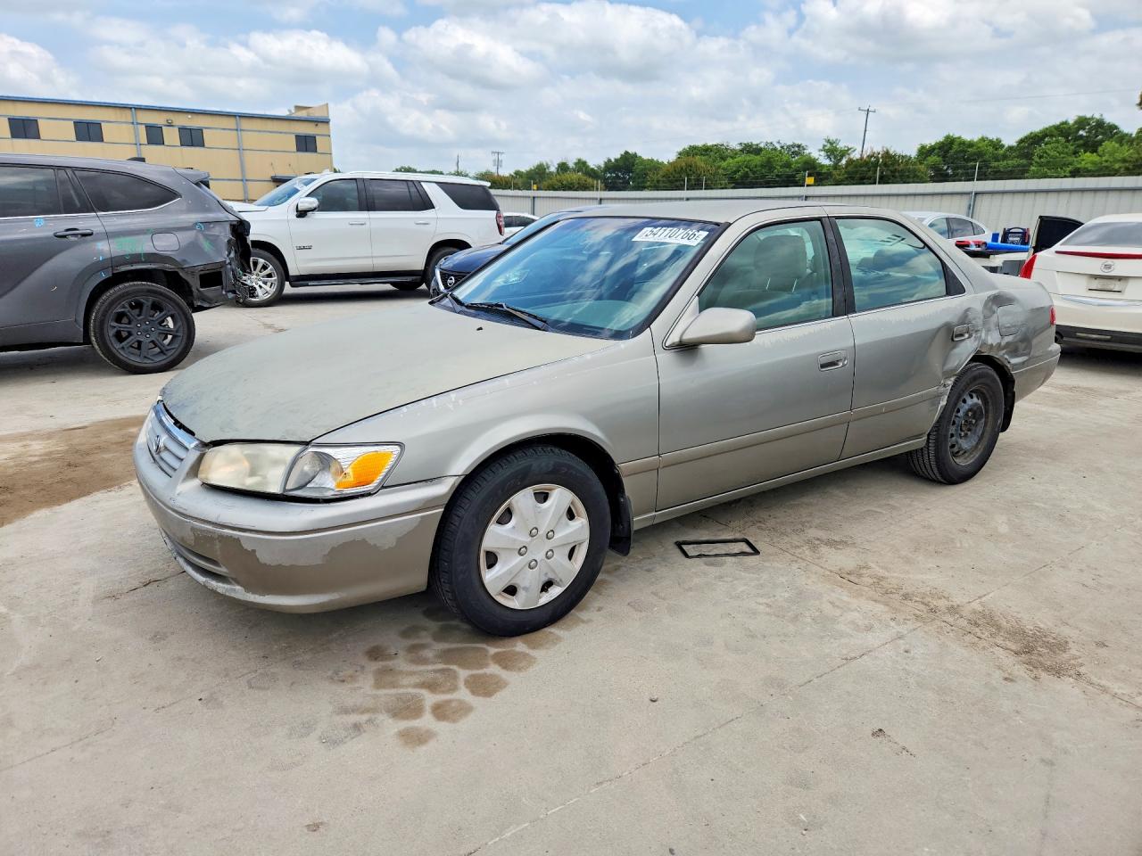 2001 TOYOTA CAMRY