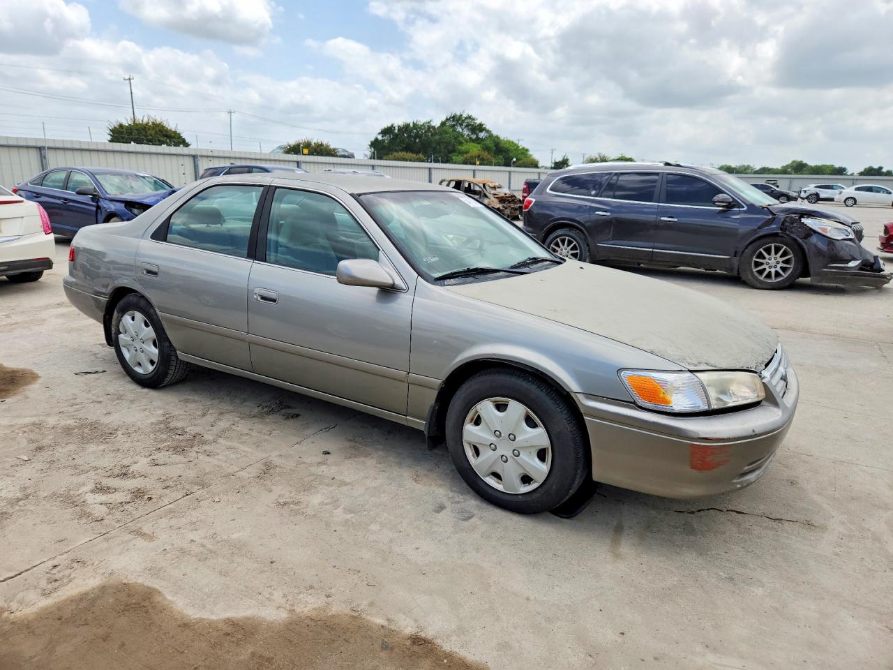 2001 TOYOTA CAMRY