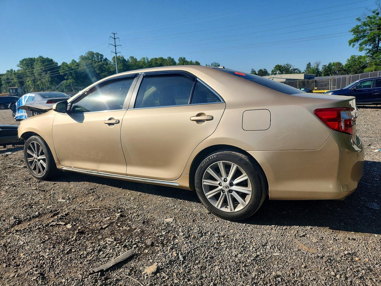 2012 TOYOTA CAMRY