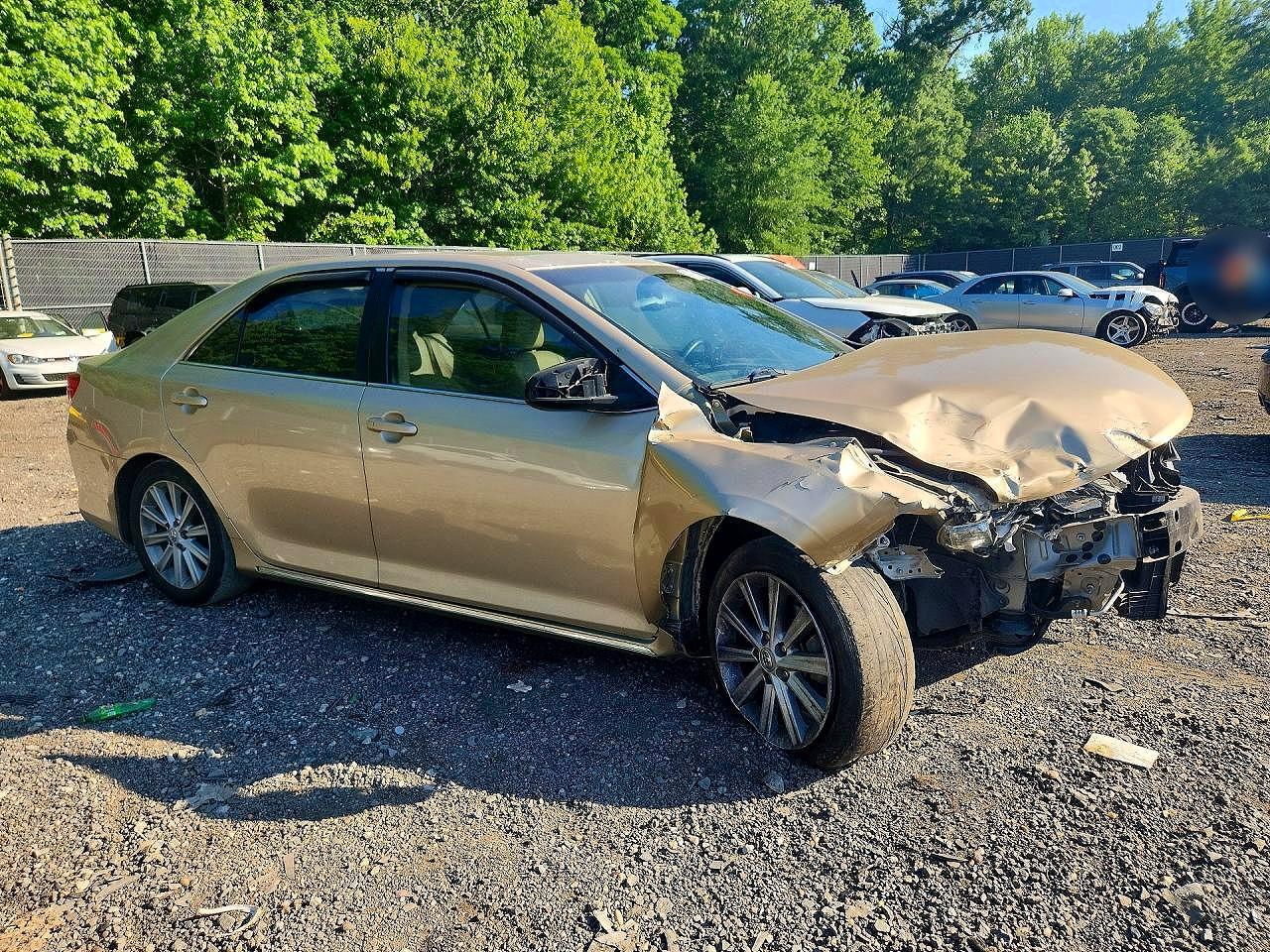 2012 TOYOTA CAMRY