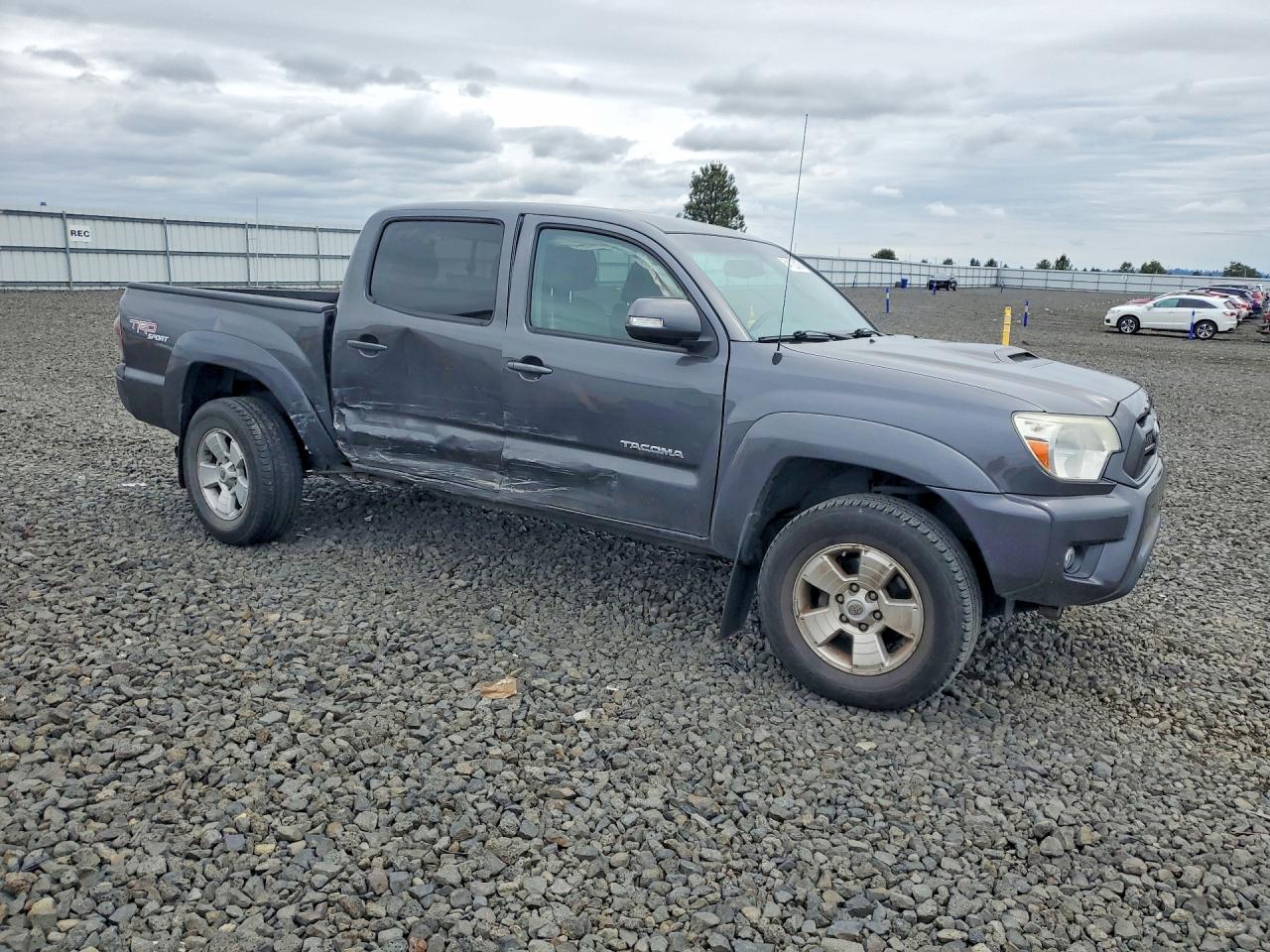 2013 TOYOTA TACOMA