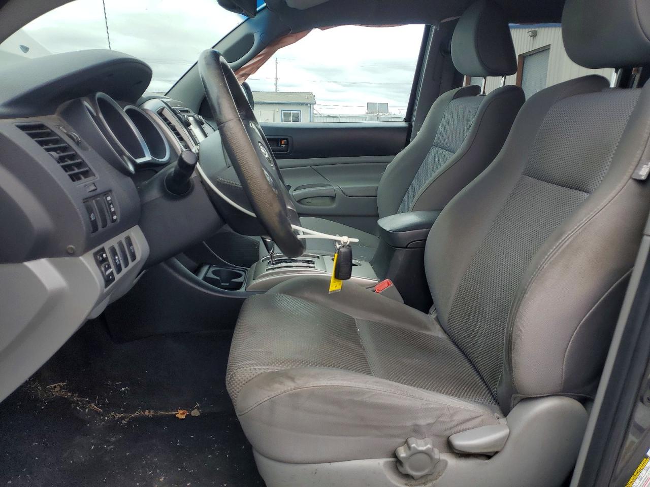 2013 TOYOTA TACOMA