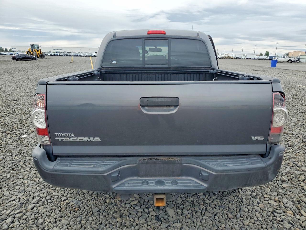 2013 TOYOTA TACOMA